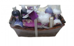 willow basket bath set